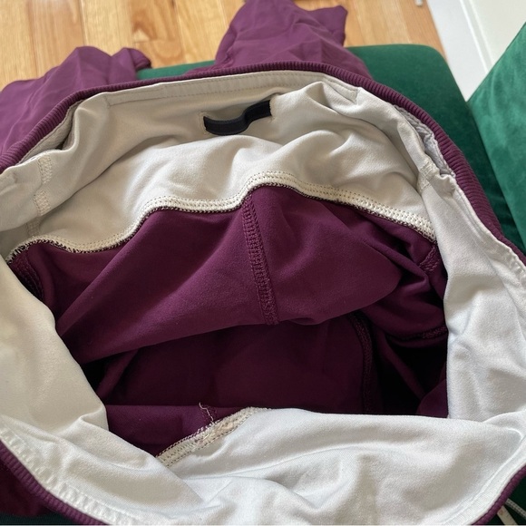 Lululemon Run For Fun Crop Purple Plum Pow Stripe Angel Wing Legging Tight EUC 6 - Picture 11 of 12